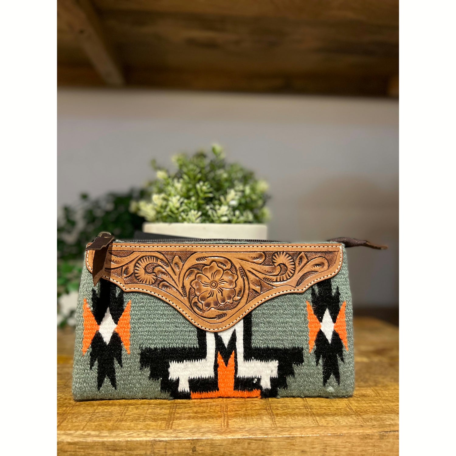 Tia Saddle Blanket Clutch 