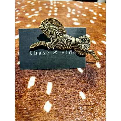 Horse brooch gold 