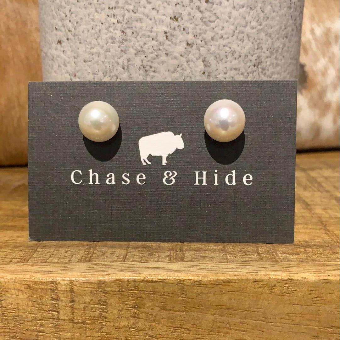 Pearl stud and silver earrings 