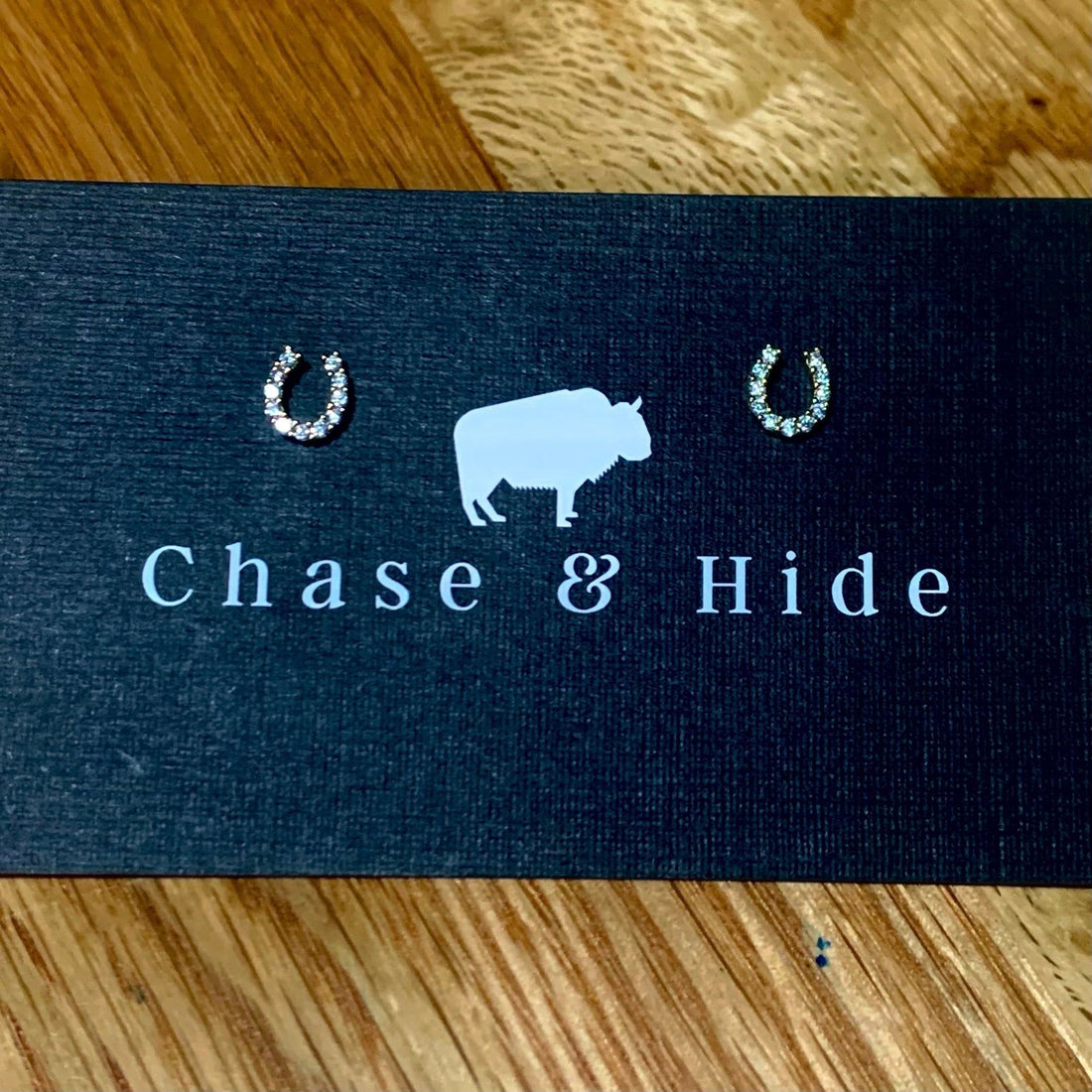 Horse shoe earrings • gold • hs2