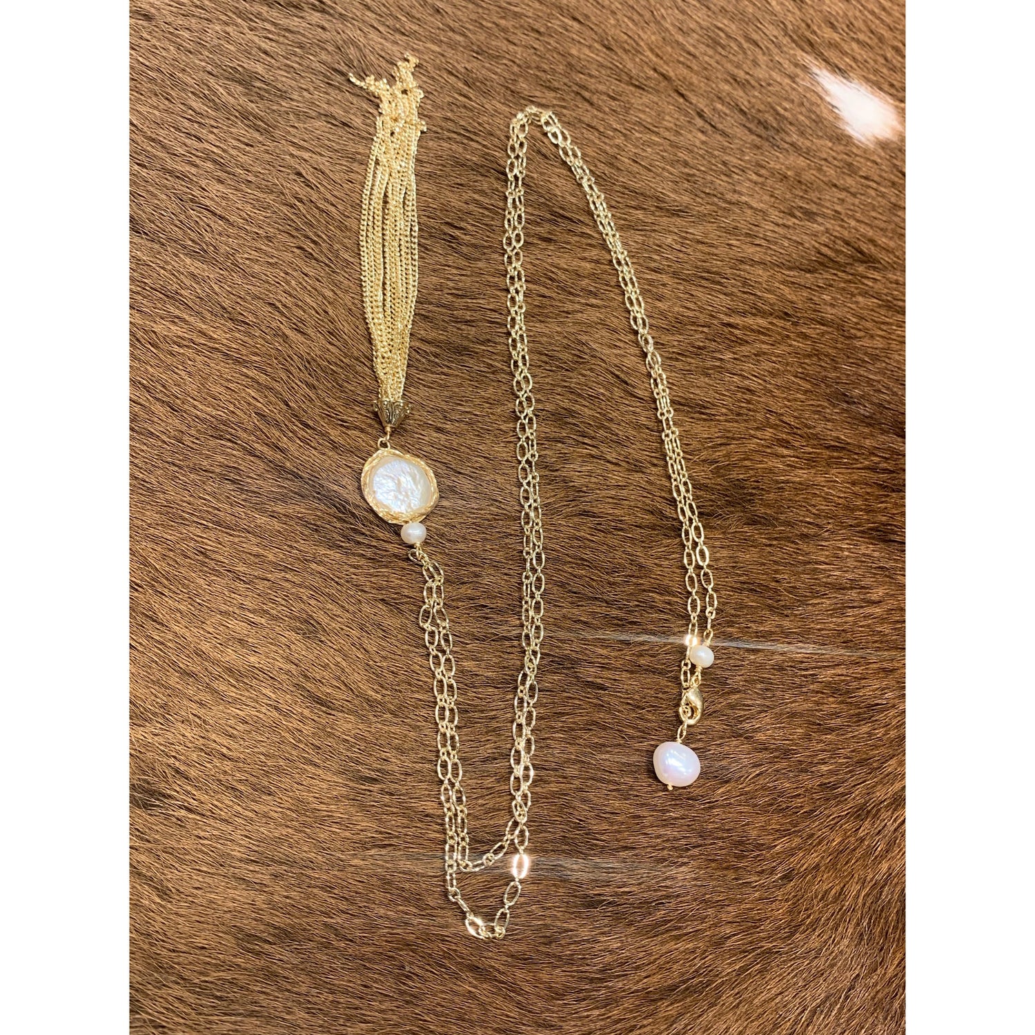 Pearl and gold tassel long necklace 